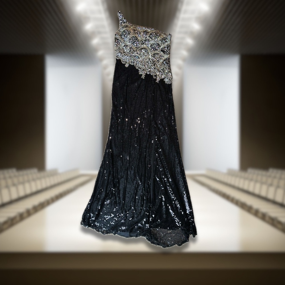 Tony Bowls Le Gala One Shoulder Black Silver Beaded Sequin Gown 10 Drag Queen